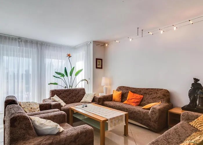 Сasa de vacaciones Lovely In With Wifi *