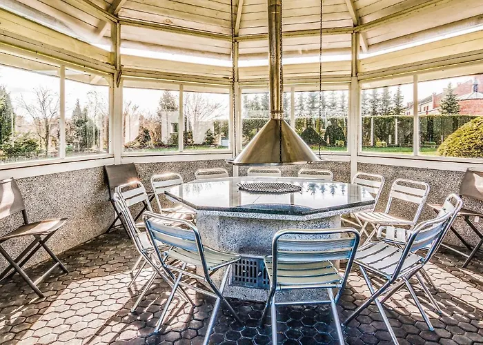 Lovely In With Wifi Сasa de vacaciones *