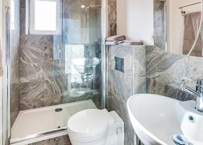 Lovely In With Wifi Сasa de vacaciones *